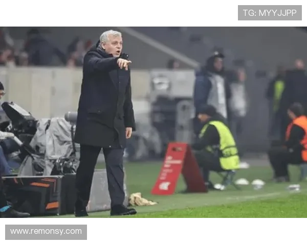 里尔新赛季高压逼抢战术持续升级，球队表现备受关注