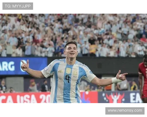 世界杯封神之战：阿尔瓦雷斯半决赛梅开二度的价值