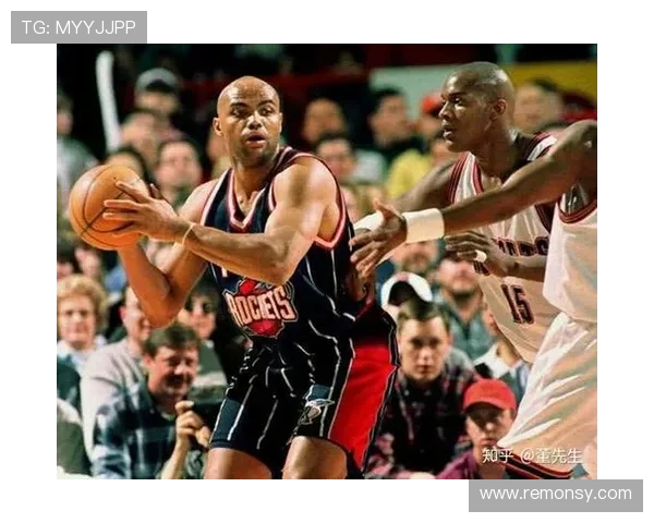 阿尔瓦雷斯与达尔文·努涅斯：南美新中锋战术角色与进攻效率对比分析